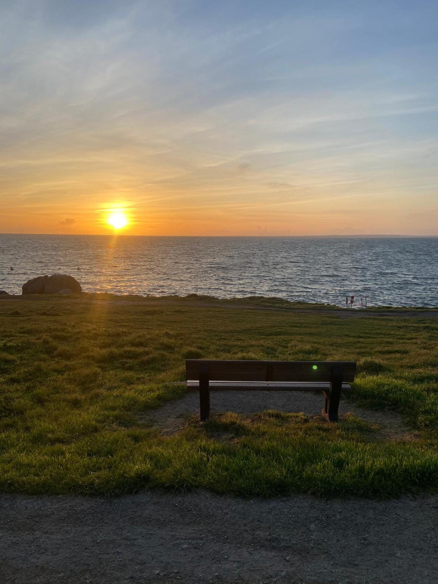 Camping Des Pierres Debout Névez Exteriör bild